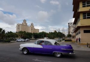 guide to a solo vacation in Havana Cuba,Classic 19th century cars in Havana Cuba