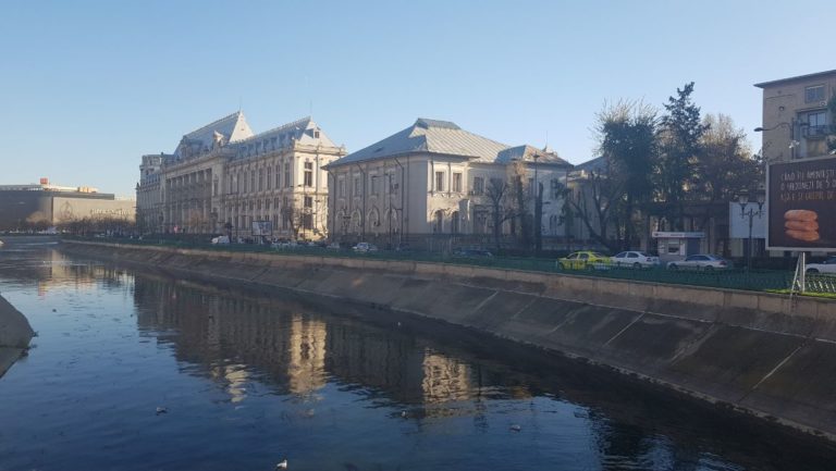 Beautiful lake @ Old Town Bucharest