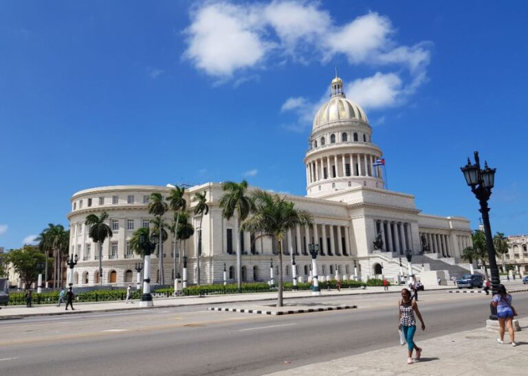 El Capitolio - Havana Cuba. 12 must see bucket list countries