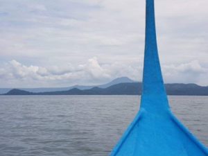 Canoe ride to Luzon Island – Philippines
