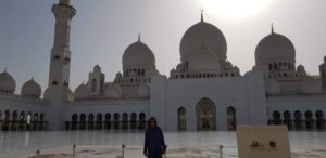 Sheikh Zayed Mosque - Abu Dhabi U.A.E. Female Solo travels in the Middle East