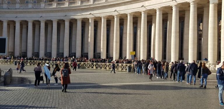 St. Peter's Square - Vatican City. 12 must see bucket list countries