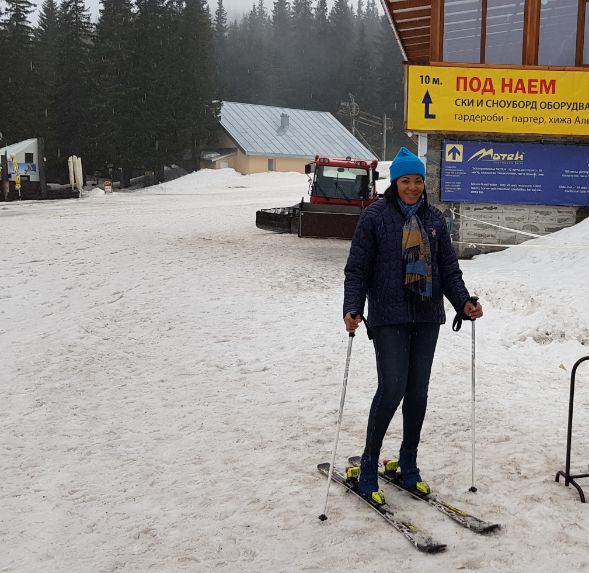 learning to ski in Sofia, Bulgaria. 20 things everyone should know about travel